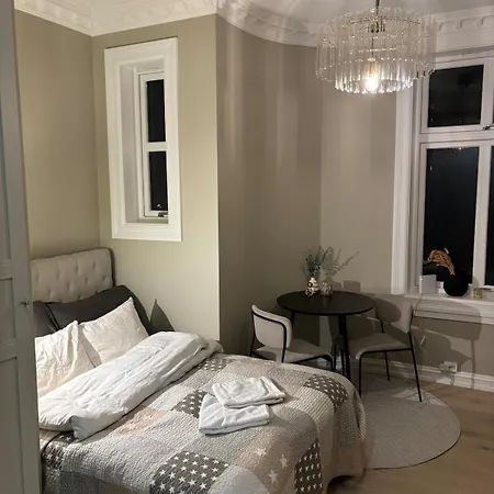 Newly Renovated Classic By Solli Plass