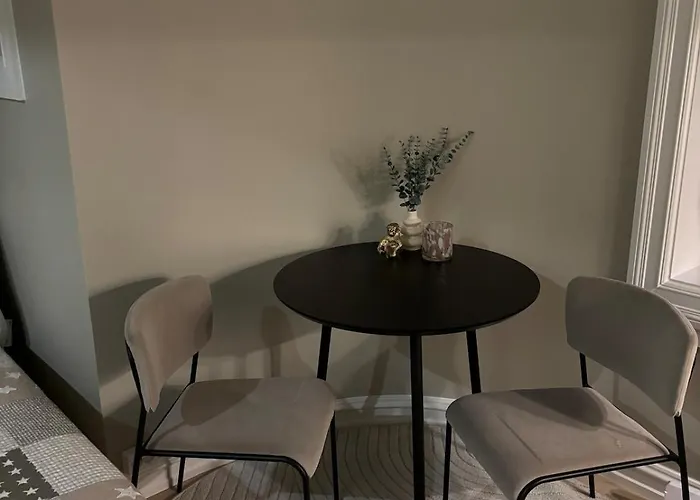 Apartment Newly Renovated Classic By Solli Plass *