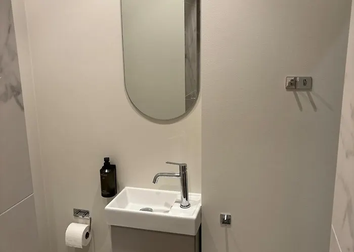 Newly Renovated Classic By Solli Plass Lägenhet *