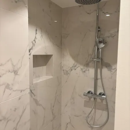 Newly Renovated Classic By Solli Plass أوسلو